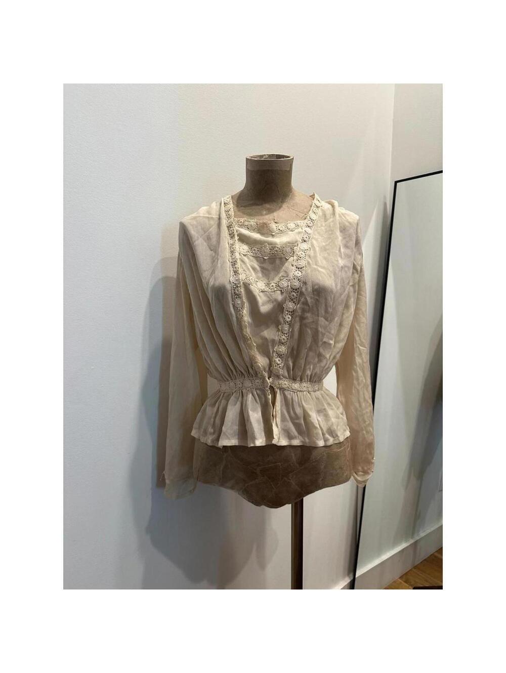 Beige Edwardian Lace Trim Long Sleeve Women's Blouse